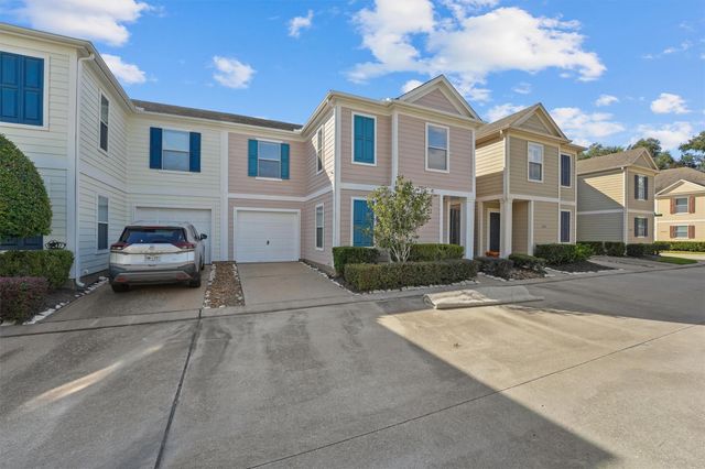 2618 Woodridge Manor Drive, Houston, TX 77087