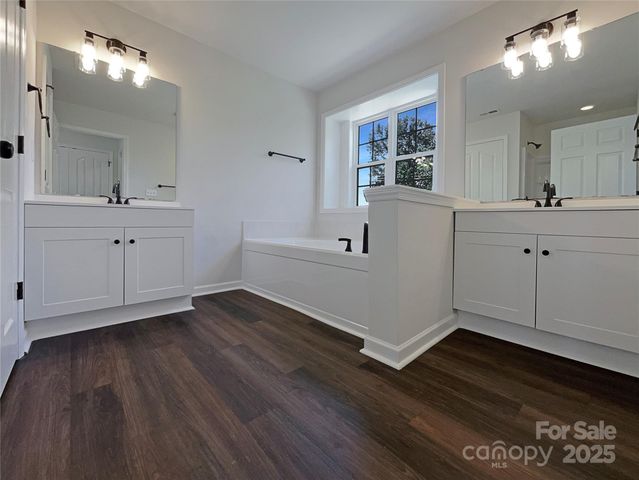 1915 Birchbrook Court, Harrisburg, NC 28075