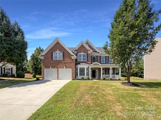 1915 Birchbrook Court, Harrisburg, NC 28075