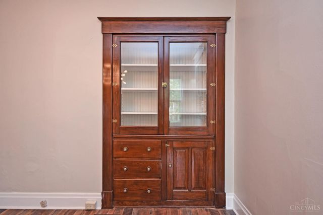 6258 Benneville Street, Cincinnati, OH 45230