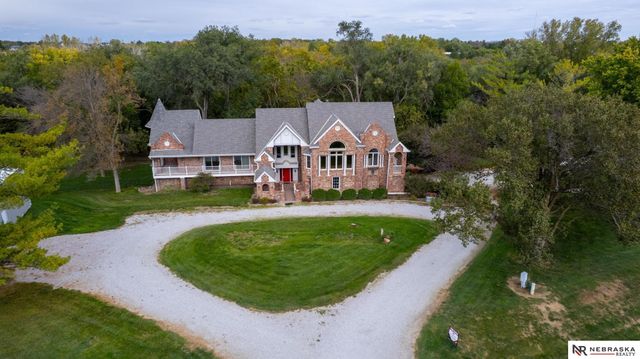 6000 Rokeby Road, Lincoln, NE 68516