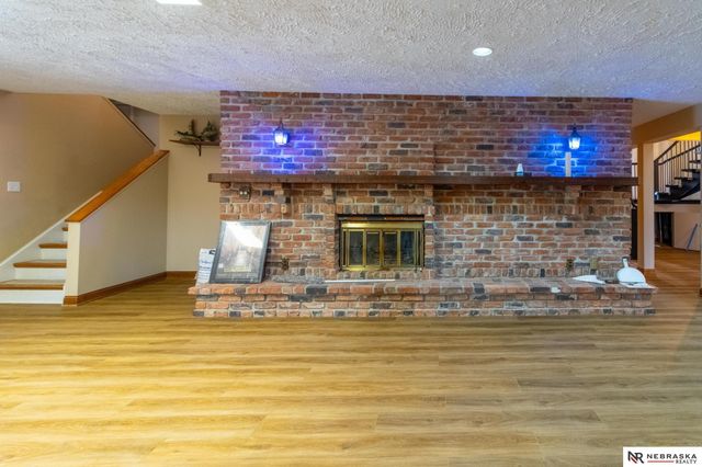 6000 Rokeby Road, Lincoln, NE 68516