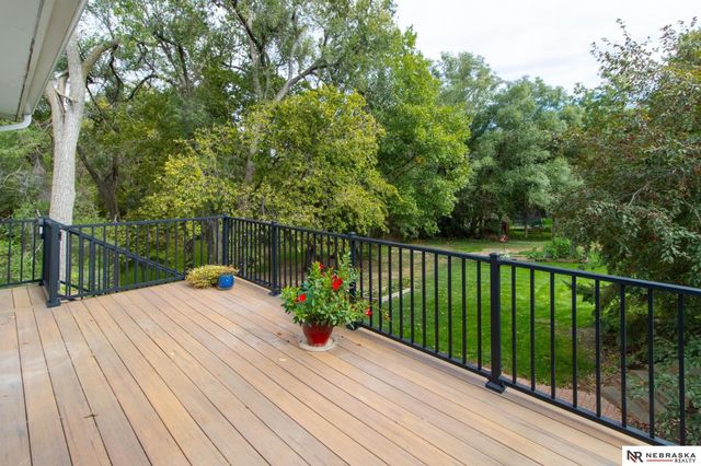 6000 Rokeby Road, Lincoln, NE 68516