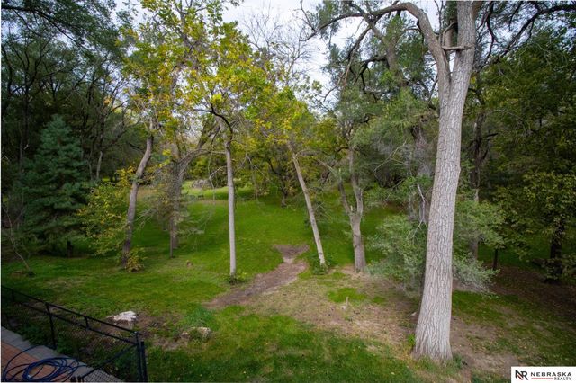 6000 Rokeby Road, Lincoln, NE 68516