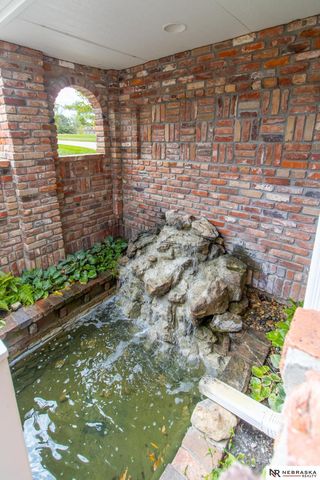 6000 Rokeby Road, Lincoln, NE 68516