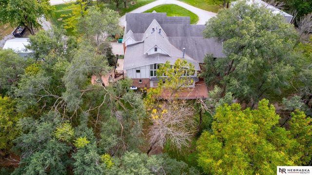 6000 Rokeby Road, Lincoln, NE 68516