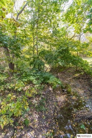 6000 Rokeby Road, Lincoln, NE 68516