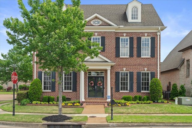 1862 OLD TOWNE LN, Germantown, TN 38139