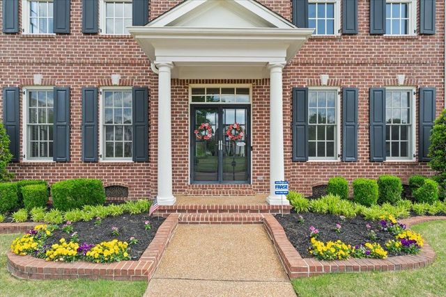 1862 OLD TOWNE LN, Germantown, TN 38139