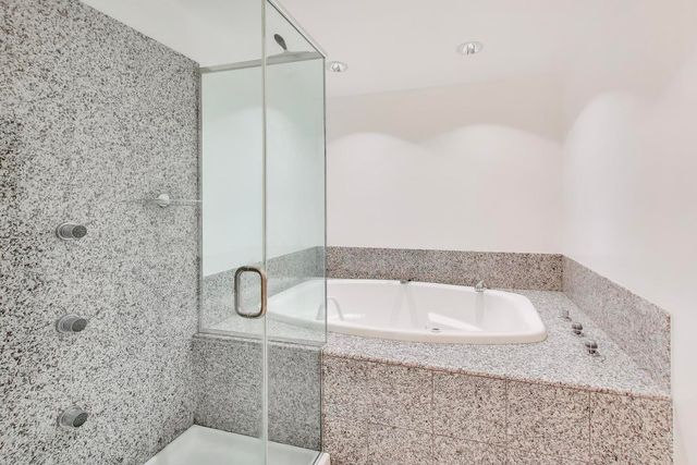 1433 Lois Avenue, Park Ridge, IL 60068