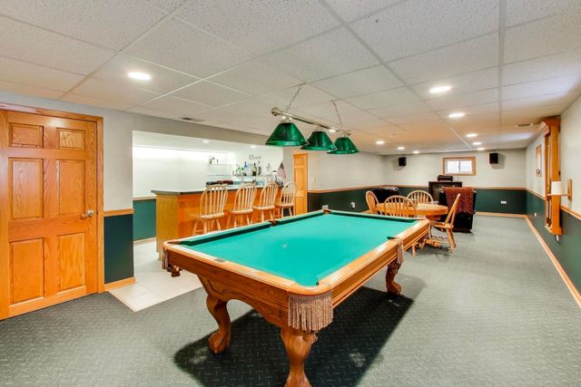 1433 Lois Avenue, Park Ridge, IL 60068