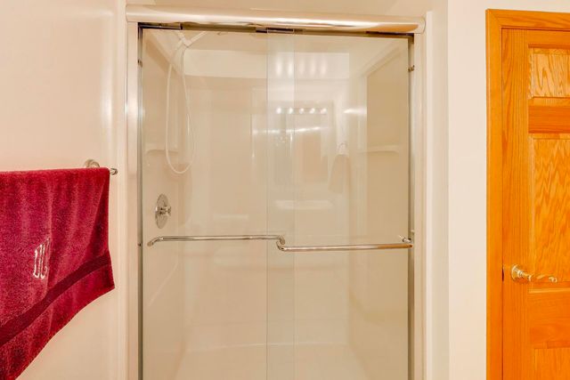 1433 Lois Avenue, Park Ridge, IL 60068