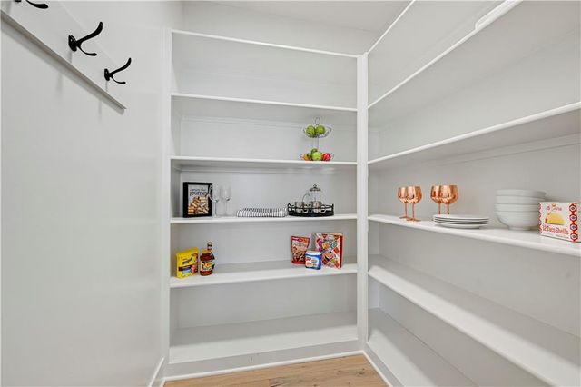 15340 W 161st Terrace, Olathe, KS 66062