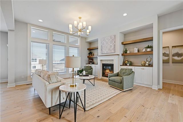 15340 W 161st Terrace, Olathe, KS 66062