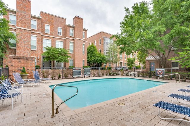 7700 Eastern Avenue 202, Dallas, TX 75209