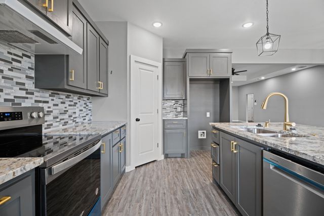 310 E 16th Street, Wolfforth, TX 79382