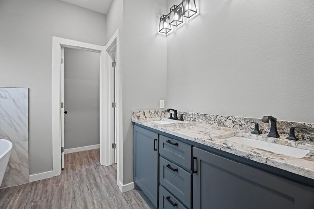 310 E 16th Street, Wolfforth, TX 79382