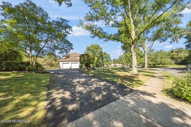 1 Cook Place, Middletown, NJ 07748