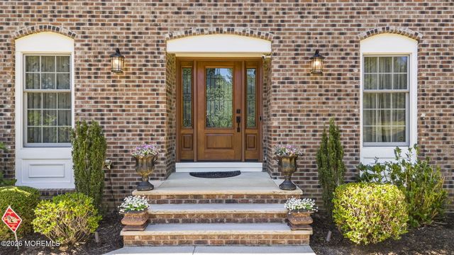 1 Cook Place, Middletown, NJ 07748