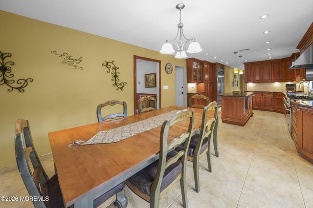 1 Cook Place, Middletown, NJ 07748