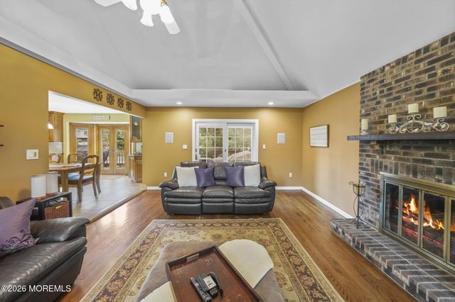 1 Cook Place, Middletown, NJ 07748