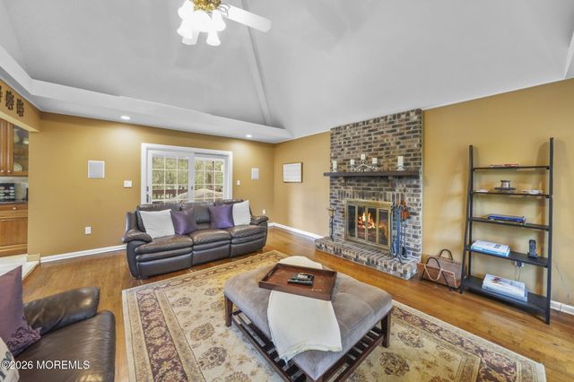 1 Cook Place, Middletown, NJ 07748