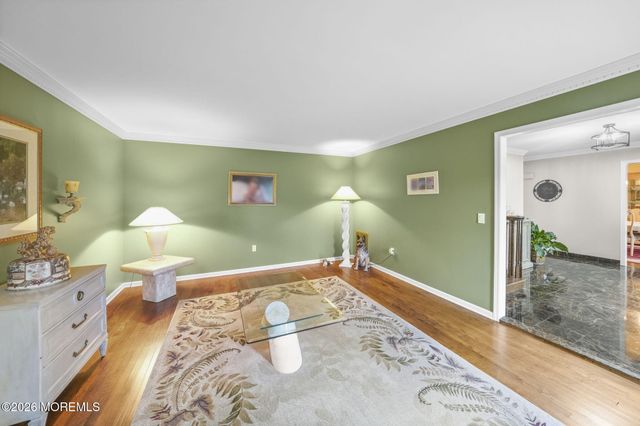 1 Cook Place, Middletown, NJ 07748