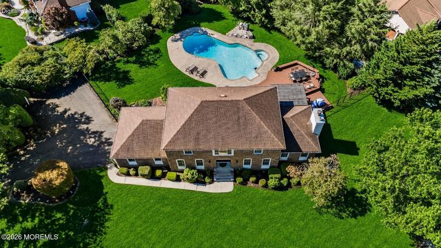 1 Cook Place, Middletown, NJ 07748