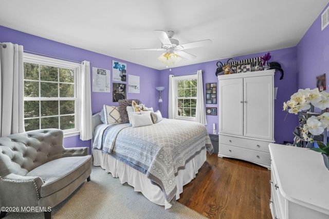 1 Cook Place, Middletown, NJ 07748