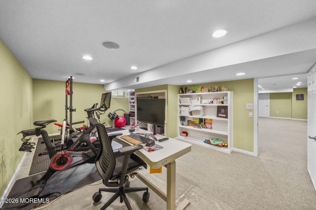 1 Cook Place, Middletown, NJ 07748