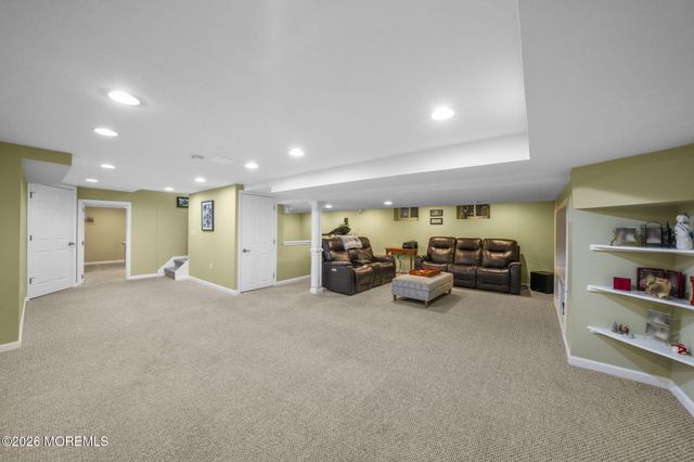 1 Cook Place, Middletown, NJ 07748