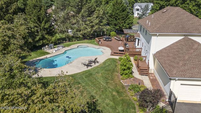 1 Cook Place, Middletown, NJ 07748