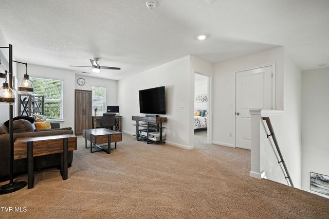 1260 Valley Parke Drive, Kingsport, TN 37663