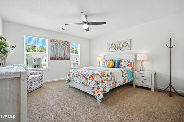 1260 Valley Parke Drive, Kingsport, TN 37663