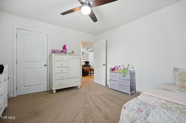 1260 Valley Parke Drive, Kingsport, TN 37663