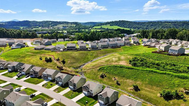 1260 Valley Parke Drive, Kingsport, TN 37663