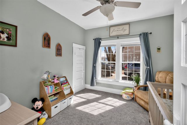 6102 S Union Street, Des Moines, IA 50315