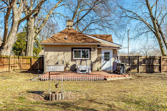 6102 S Union Street, Des Moines, IA 50315