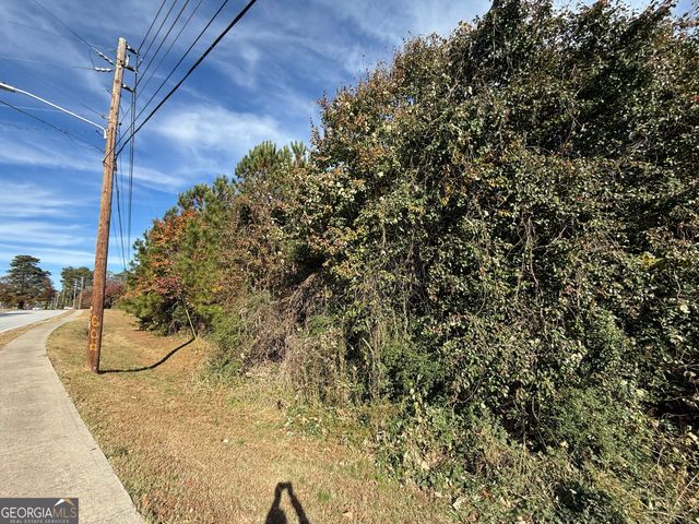 8638 Webb Road, Riverdale, GA 30274