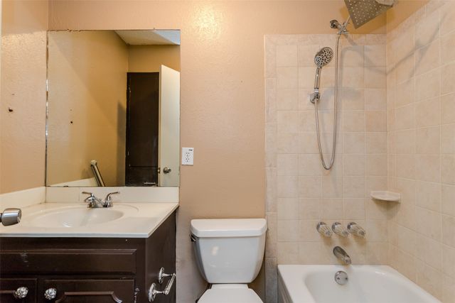 2517 Rosewood Drive, Mesquite, TX 75150