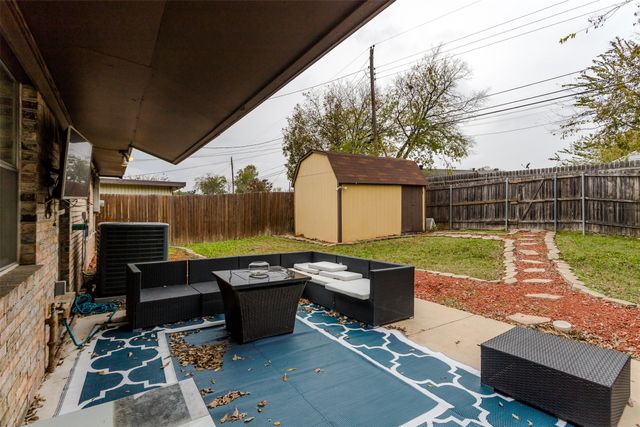 2517 Rosewood Drive, Mesquite, TX 75150