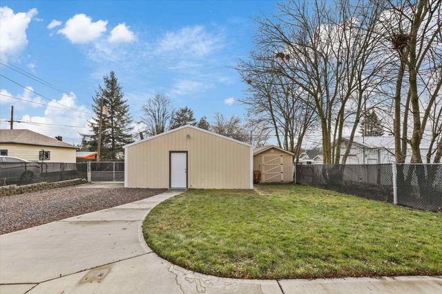2321 W Dalton Ave, Spokane, WA 99205