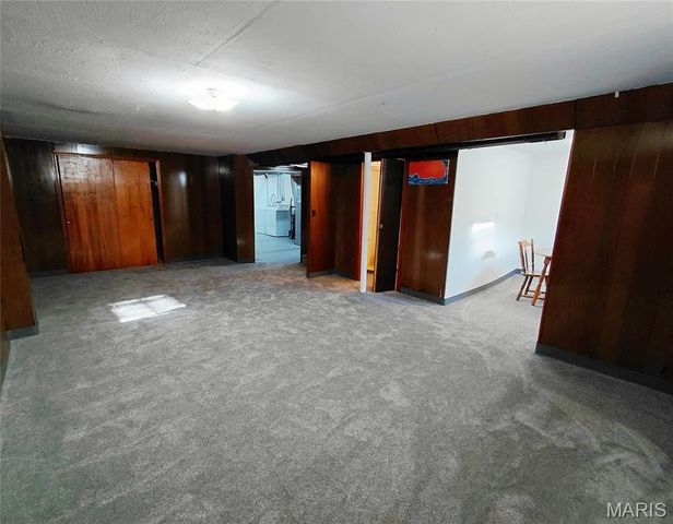 12050 Providence Lane, Maryland Heights, MO 63043