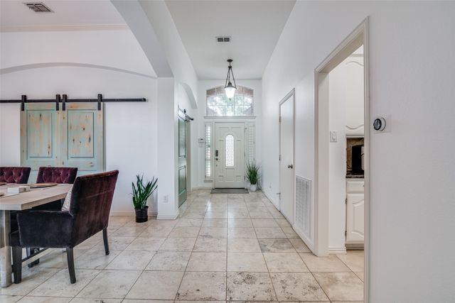 3764 Lakeway Court, Addison, TX 75001