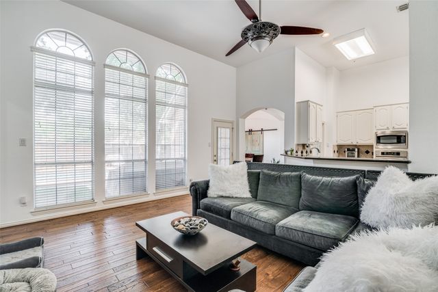 3764 Lakeway Court, Addison, TX 75001