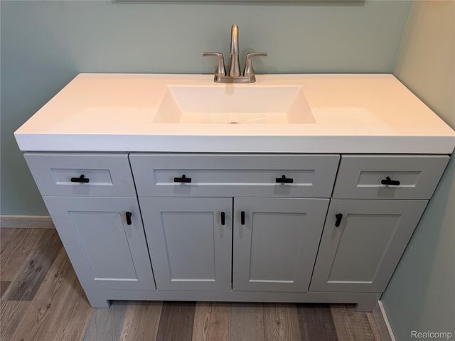 36268 Schley Avenue, Westland, MI 48186