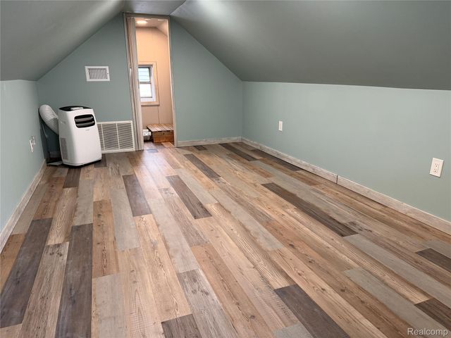 36268 Schley Avenue, Westland, MI 48186