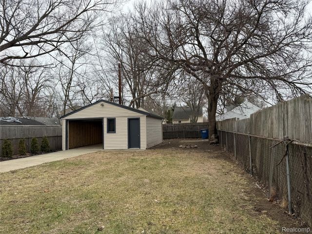 36268 Schley Avenue, Westland, MI 48186