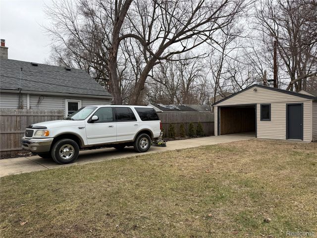 36268 Schley Avenue, Westland, MI 48186