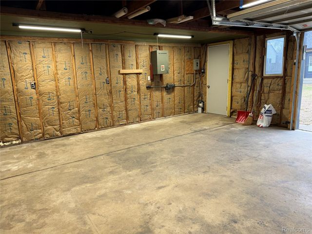 36268 Schley Avenue, Westland, MI 48186